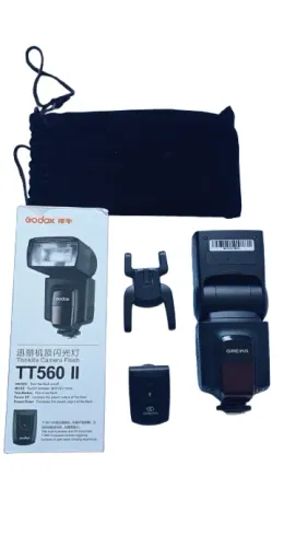 Flash Godox TT560 II + Acessórios - Novo, nunca usado
