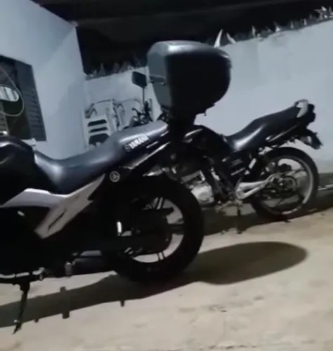 FAZER 250/2015 super conservada.