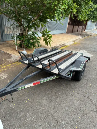 Carretinha para 3 motos