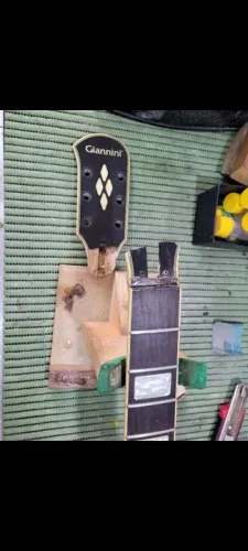 Serviços de Luthieria