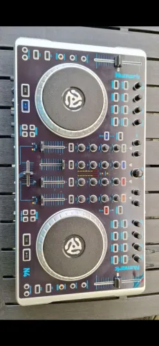 Numark N4 