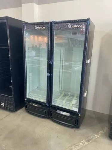 Expositor cervejas e carnes - Gelopar