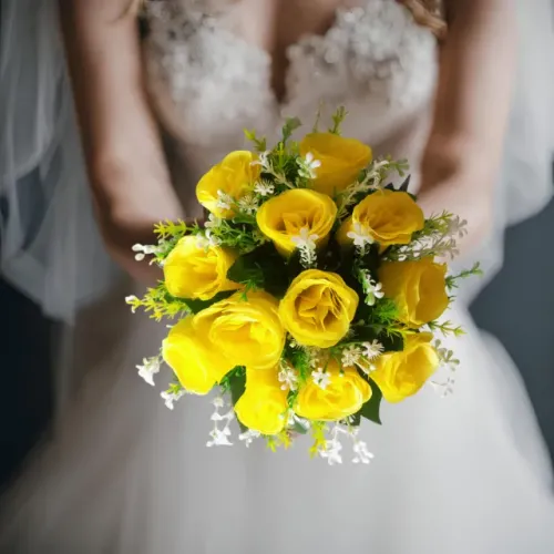 Buquê de Noiva Rosa, Lilás, Amarelo Casamento Civil Fotos Pré Wedding
