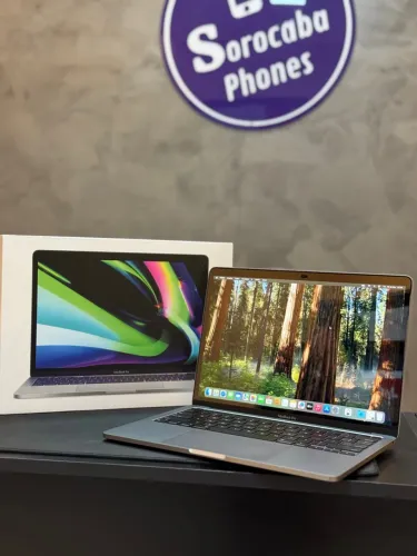 MacBook Pro M1 8/256GB 13 polegadas - seminovo