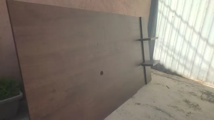 Vende-se Painel e Mesa 