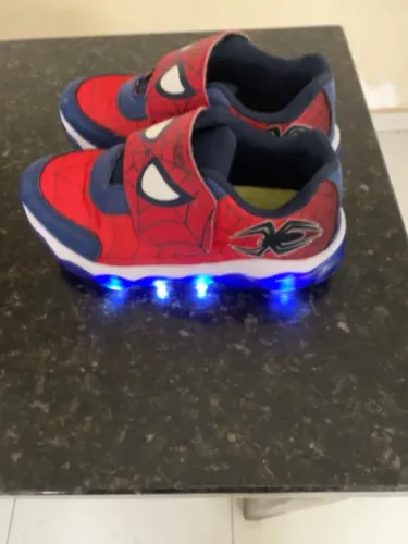 Tênis infantil menino homem aranha
