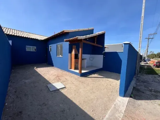 Casa à Venda no Bairro Nova Califórnia em Unamar 2º Distrito de Cabo Frio-RJ.