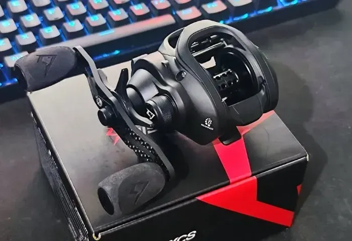 Carretilha Piscifun Carbon XCS - Esquerda (Nova)