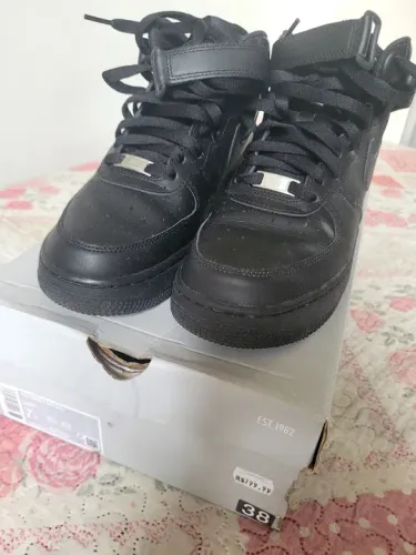 Nike Air Force 1 High - Preto
