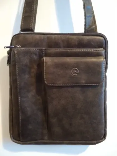 Bolsa Carteiro Couro Bennesh Slim