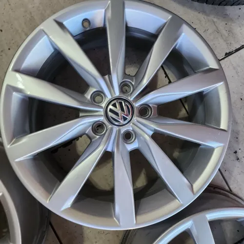 RODAS VW GOLF TSI ARO 17 5X112 ORIGINAIS