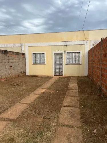 Vende-se casa no Santa Cecília bairro Primavera