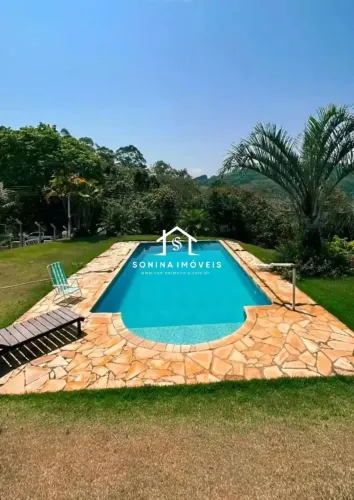 Casa em Condominio 4 quartos com piscina