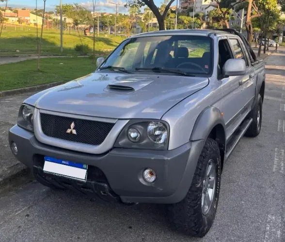 Mitsubishi L200 Outdoor GLS 2.5 4X4 CD TDI Diesel 2011