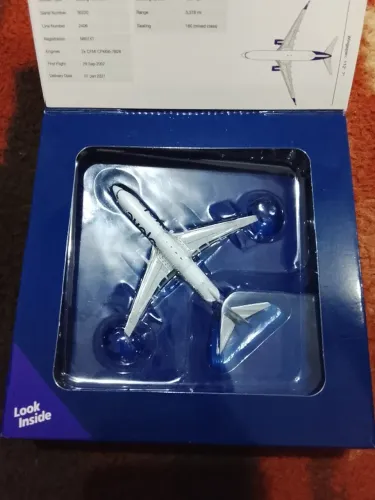 Gemini jets avelo boeing 737 800