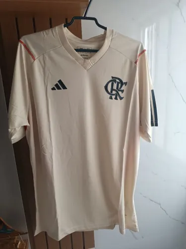 Camisa Adidas Bege modelo treino FLAMENGO