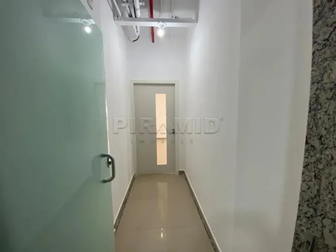 Sala comercial com 61,53m², bairro Jardim Califórnia, Zona Sul de Ribeirão Preto/SP.