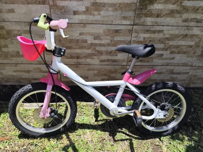 Vendo Bicicleta Aro 16 menina 