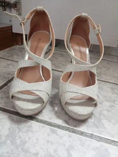 Sandália Festa Salto Alto Prateada