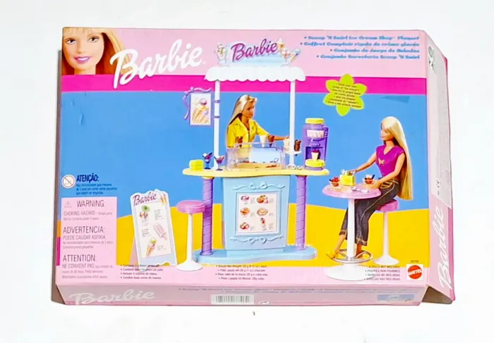 Barbie Scoop 'N Swirl Ice Cream Shop 