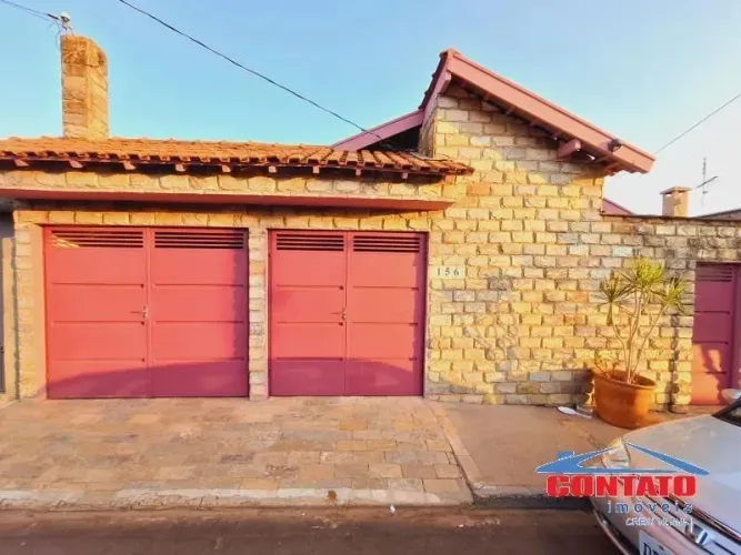 Linda casa padrão para alugar na Vila Costa do Sol em São Carlos