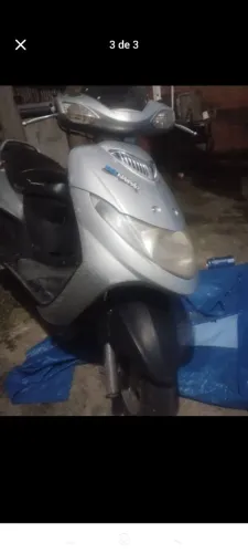 Vendo moto Burgman Suzuki 125 