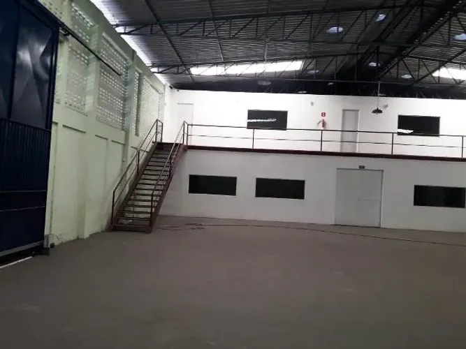 Vendo excelente Galpão em Santa Monica - Vila Velha com 714m²