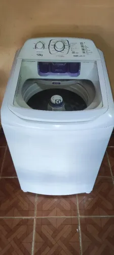 Máquina electrolux 12 quilos