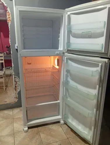 Geladeira frosfree