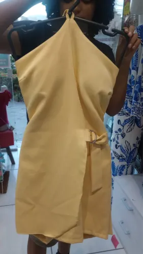 Macaquinho amarelo