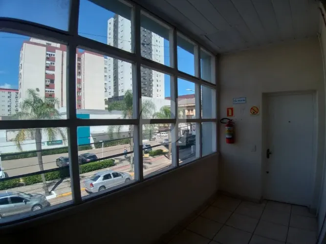 Sala comercial com 88m² para alugar no Centro de São Leopoldo
