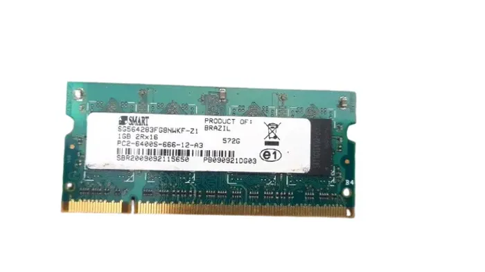 Memória DDR2 de 1GB da marca SMART modelo PC2-6400S para notebooks