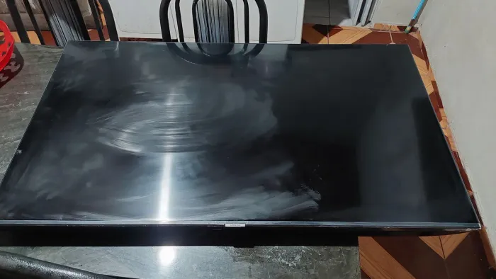 Samsung 50 4K Smart UN50AU7700 funcionando - para peças