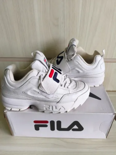 Tênis Fila  39 Disruptor II  usado 2 vezes perfeito na caixa  todo Original   lindo 