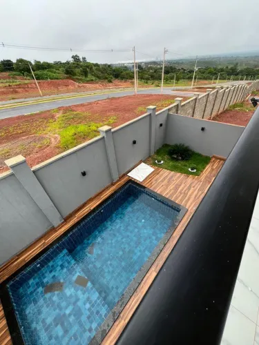 Casa alto padrão em condomínio fechado
