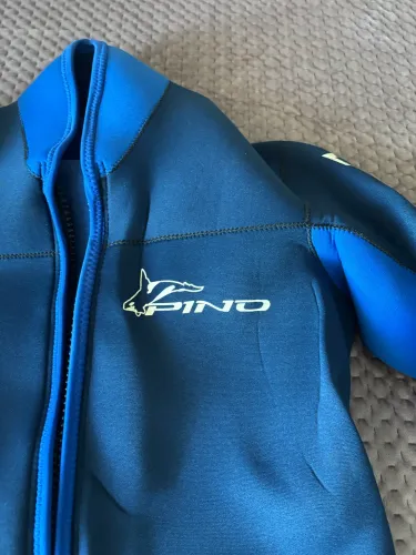 Roupa para mergulho