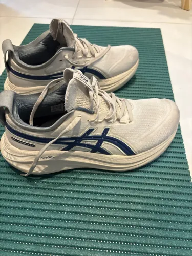 Tenis Asics Track Club, tam 41