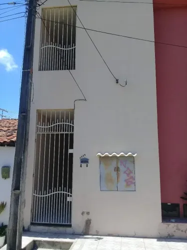 Alugo kitnet no conj. Pirangi Neópolis