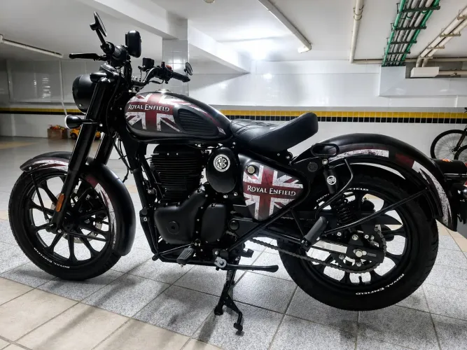 ROYAL ENFIELD CLASSIC 350 2026 - EXCLUSIVA | APENAS 134 KM