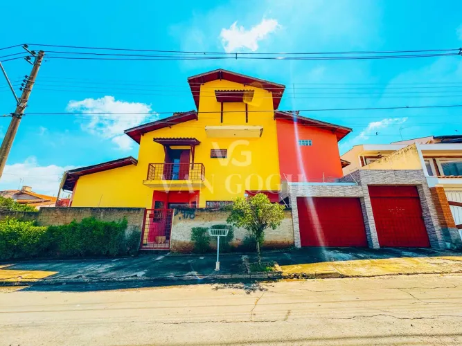 Casa comercial no bairro São João em Jaguariúna