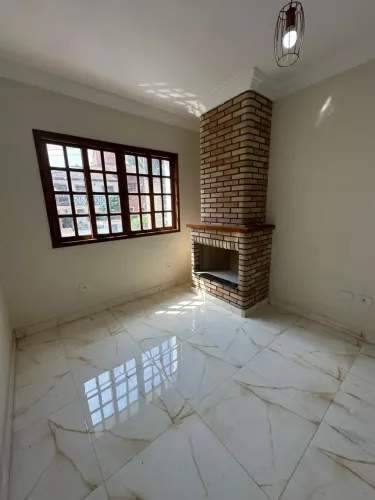 Sobrado na Colônia | 3 Dorm | Lareira + Churrasqueira | 2 Frentes - R$ 599mil