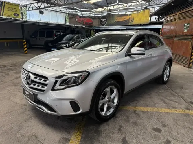 Mercedes-Benz GLA 200 Adv. 1.6/1.6 TB 16V Flex Aut. 2019