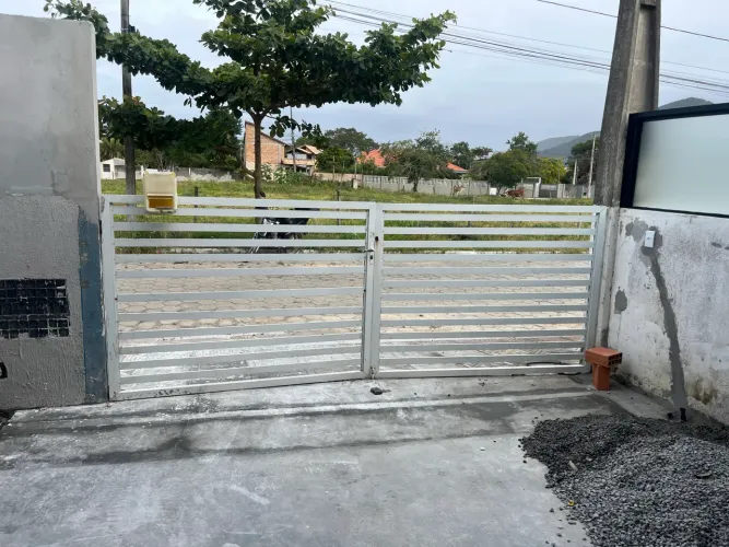 Portão de alumínio usado (não entrego)