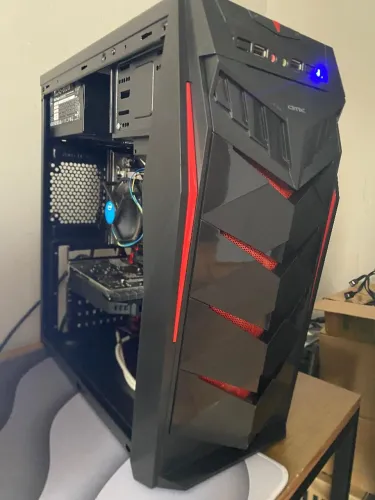 PC GAMER INTEL i5 6600 GTX 1050TI