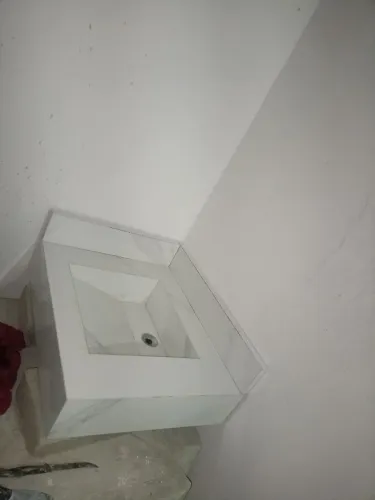 Pia esculpida de porcelanato