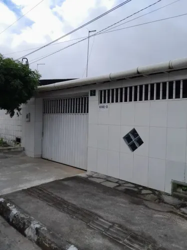 CASA A VENDA EM PUXINANÃ- ÓTIMA LOCALIZAÇÃO