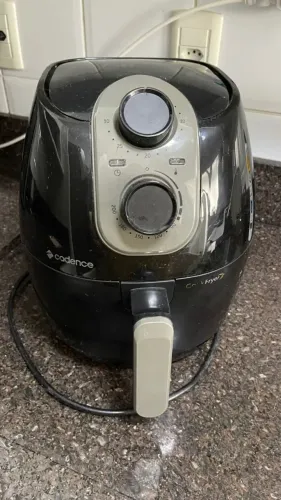 Fritadeira Cadence Air Fryer Preto 2,6L 220v