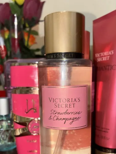 Body Splash VICTORIA'S SECRET Strawberries & Champagne