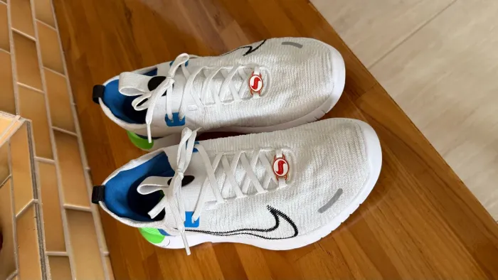 Tenis Nike free tamanho 42