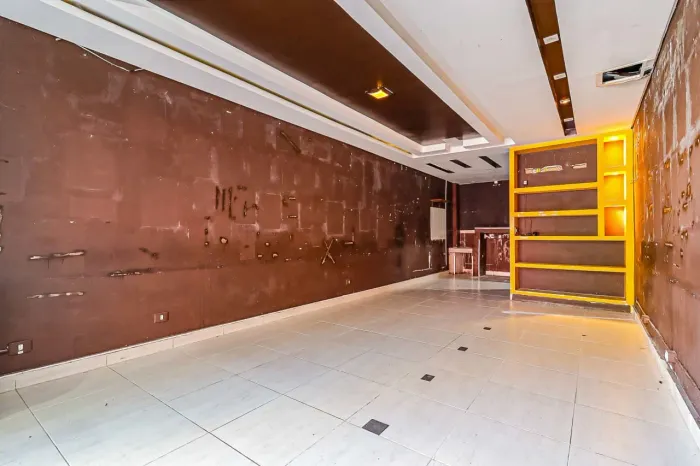 Loja na Rua Doutor Luiz Migliano, 977 - Frente  200 m²